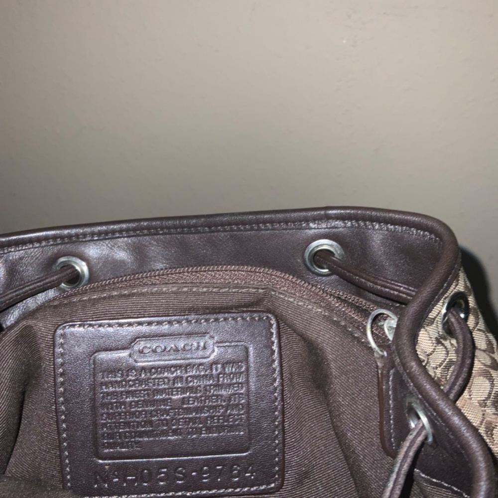 Coach - Picture 6 of 10